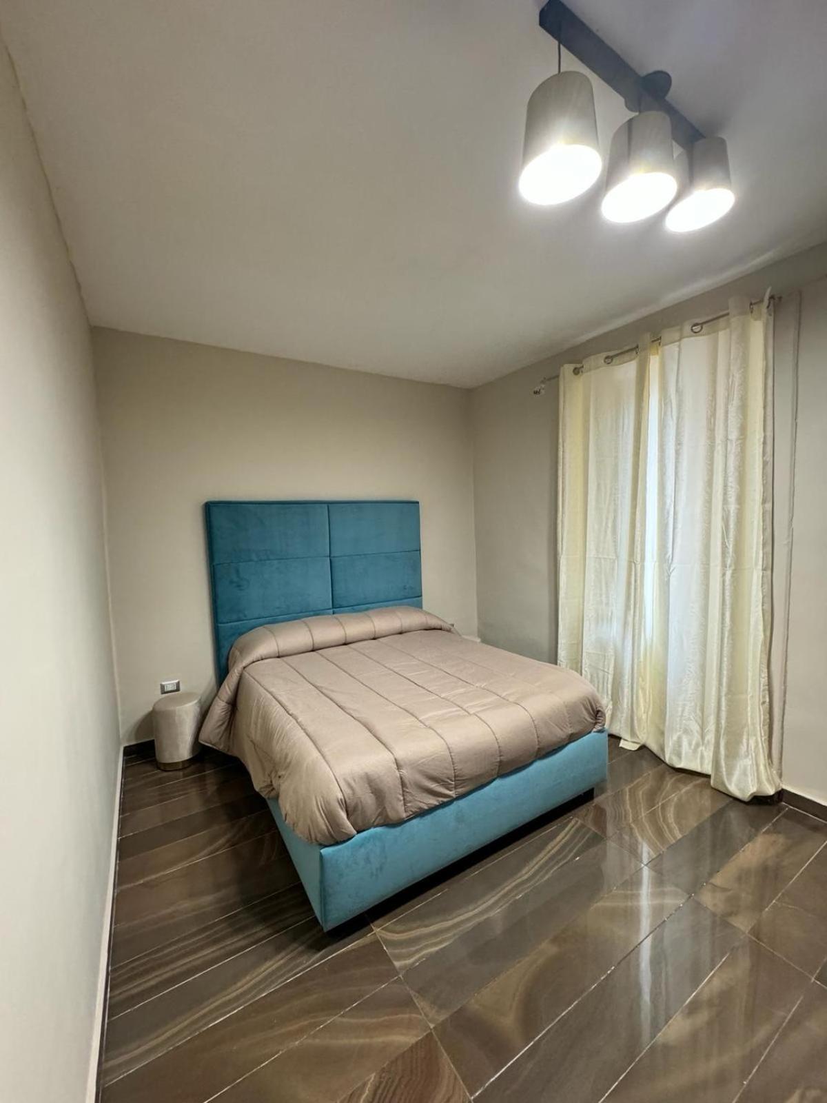 Room Station Giulia نابولي المظهر الخارجي الصورة