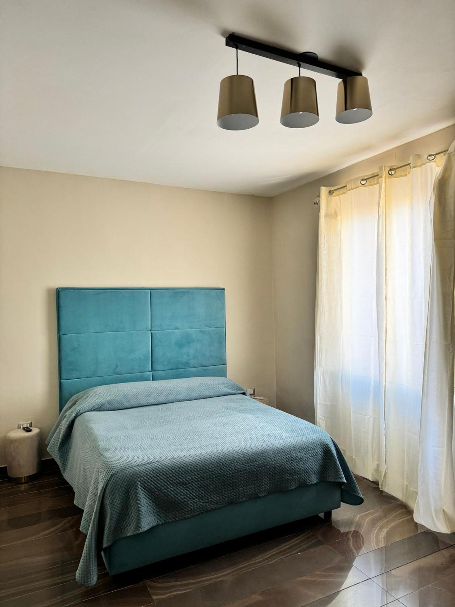 Room Station Giulia نابولي المظهر الخارجي الصورة